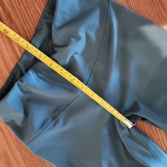 Green yogalicious lux size small - Picture 6 of 8